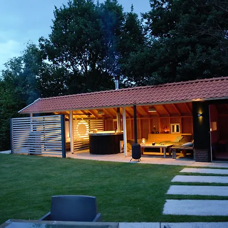 Onthaasten In De Achterhoek Tatil parkı 3*